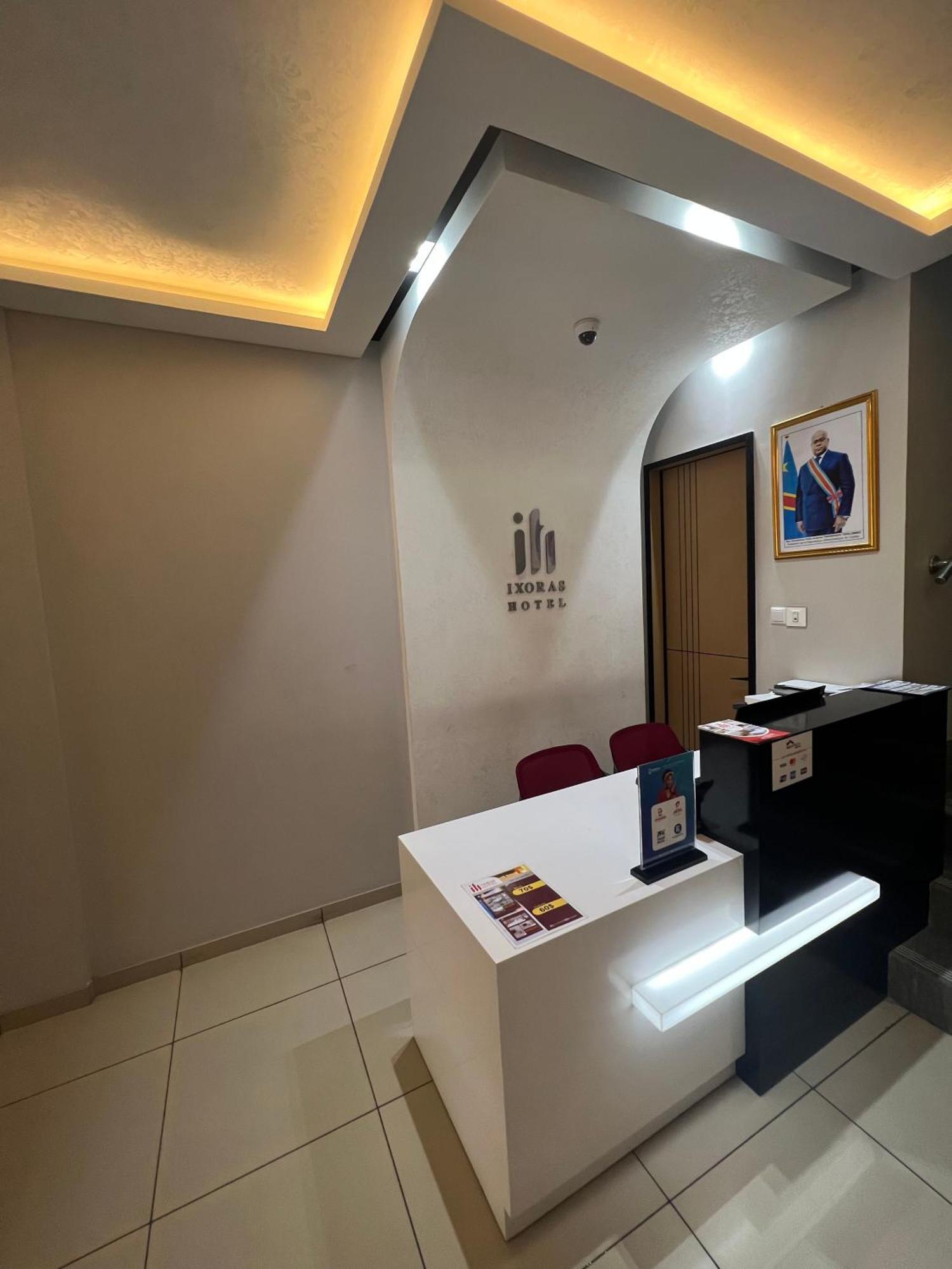 Ixoras Hotel Victoire Kinşasa Dış mekan fotoğraf