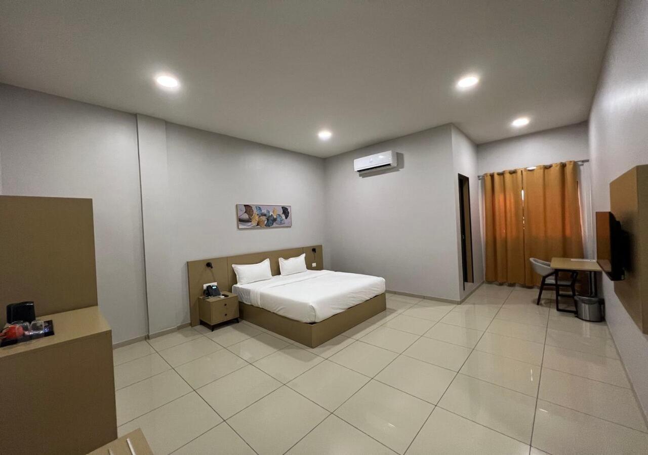 Ixoras Hotel Victoire Kinşasa Dış mekan fotoğraf
